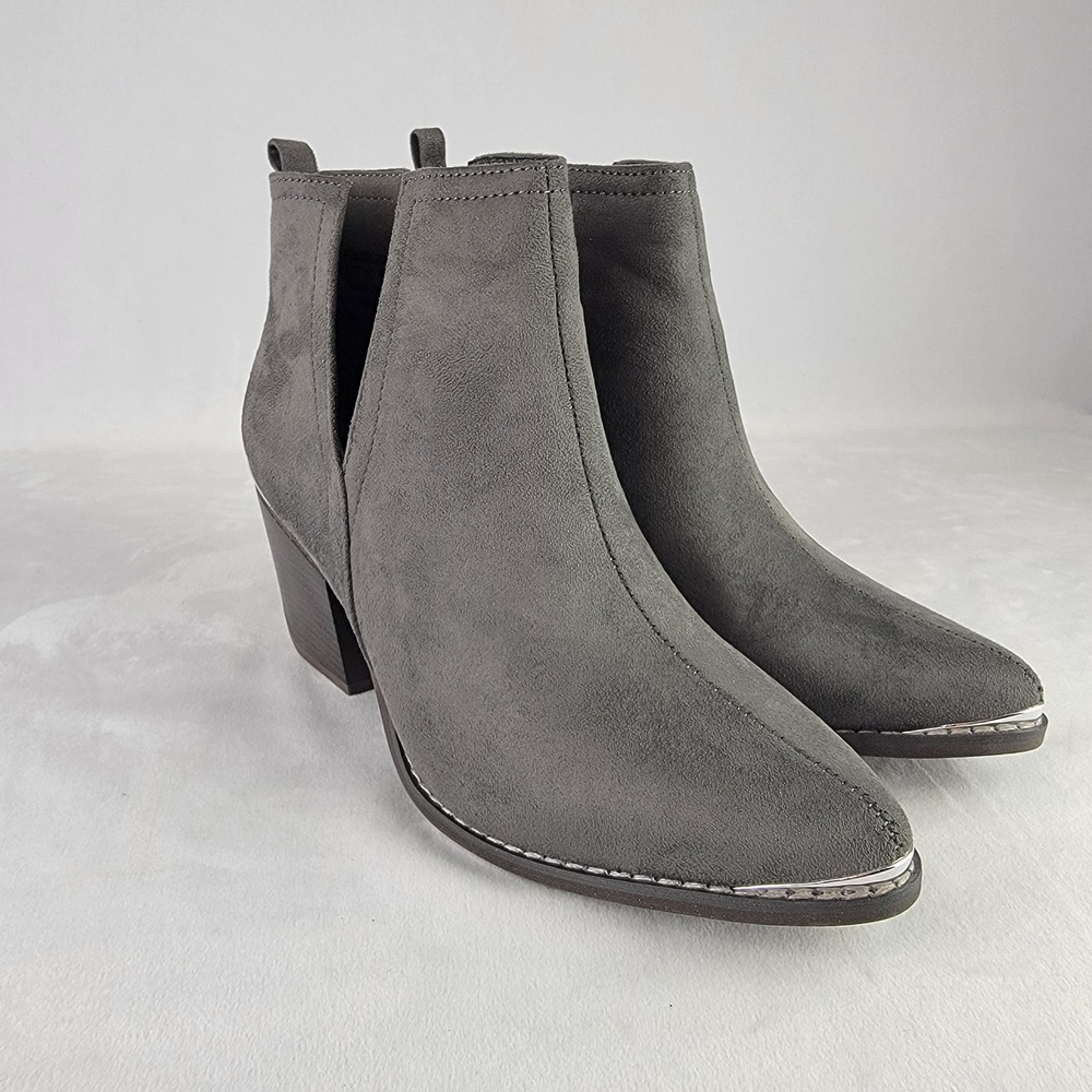 Journee Collection Issla Grey Faux Suede Ankle Boots Silver Tip Pointed Toe 8.5